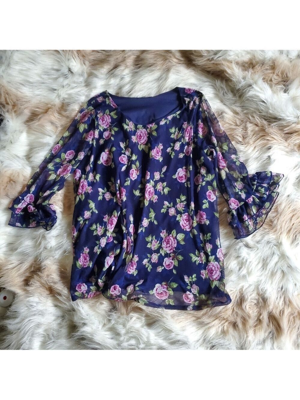 Papermoon Floral Top 💜